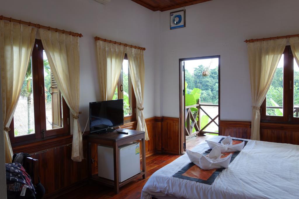 Namkhan Riverside Hotel 루앙프라방 객실 사진