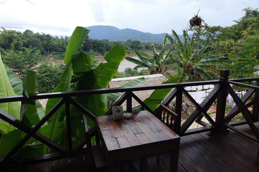 Namkhan Riverside Hotel 루앙프라방 객실 사진