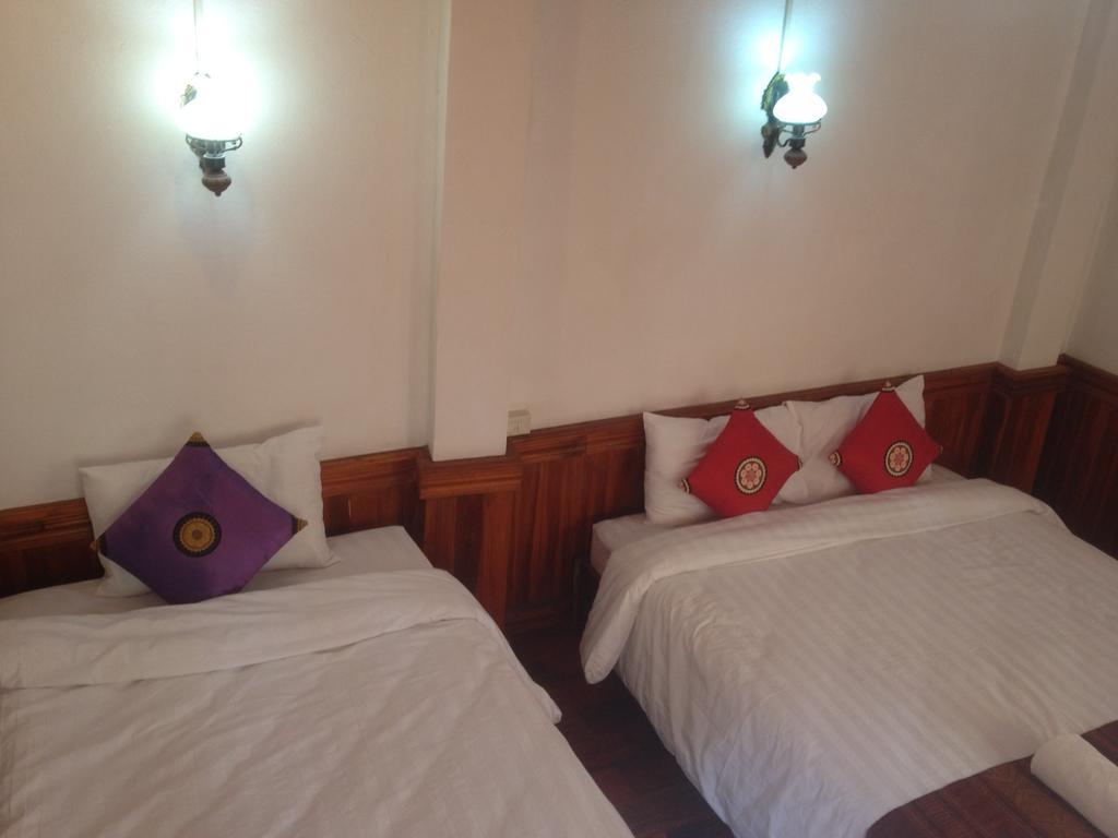Namkhan Riverside Hotel 루앙프라방 객실 사진