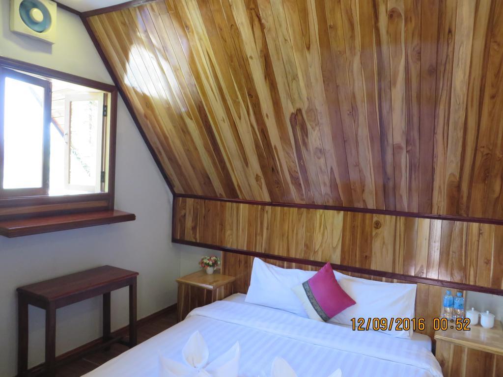 Namkhan Riverside Hotel 루앙프라방 외부 사진