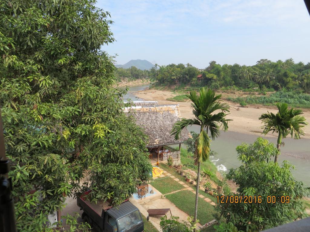 Namkhan Riverside Hotel 루앙프라방 외부 사진