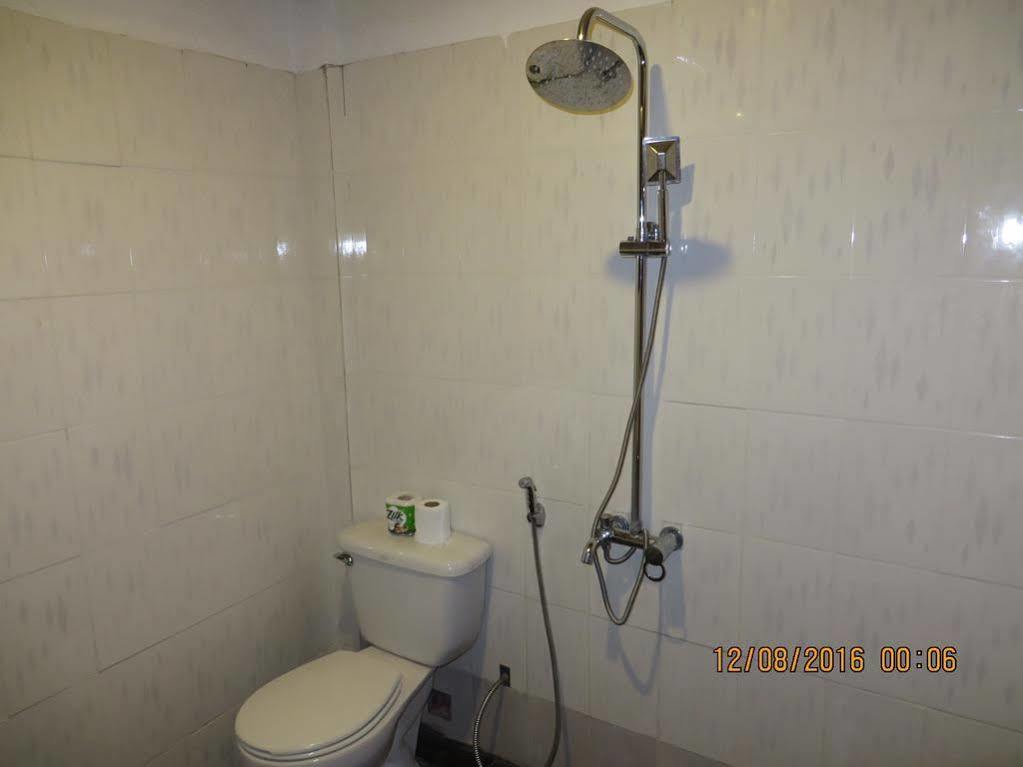 Namkhan Riverside Hotel 루앙프라방 외부 사진